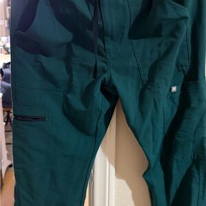 Men's Forest Green Cairo Cargo Pants M